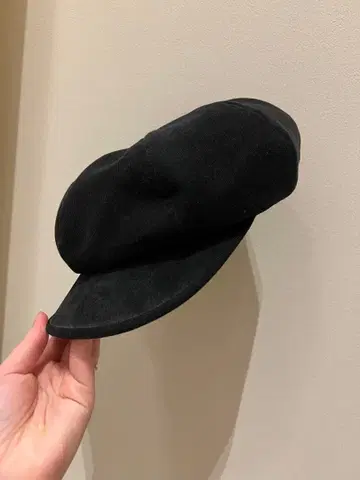 CA4LA 블랙 스웨이드풍 헌팅 캡