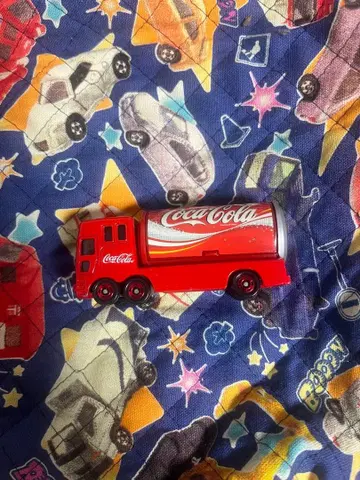 토미카 코카콜라