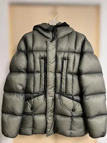 C.P.COMPANY 씨피 컴퍼니 고글 다운 자켓 50