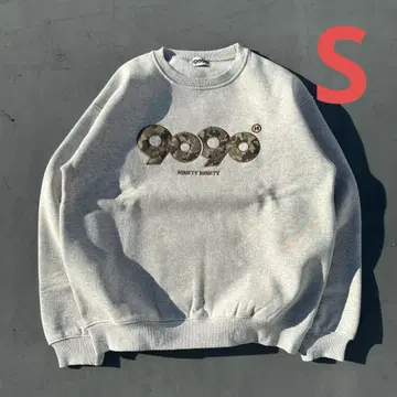 9090 OG Logo Original Crewneck Sweat