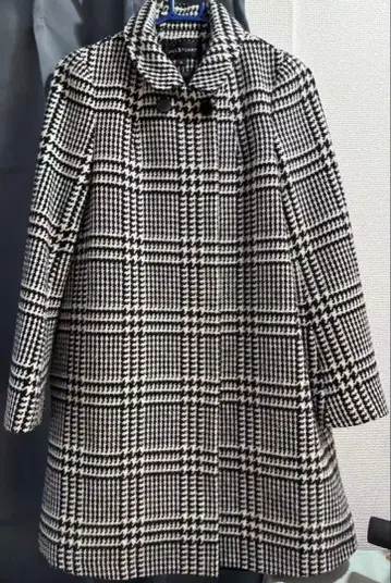 질 스튜어트 하운드 투스 패턴 코트 S 방한