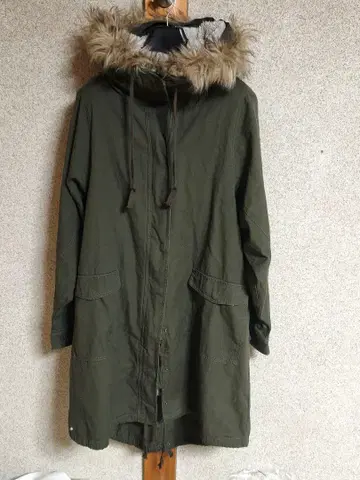 somari 소말리아 오샤레 워커 모즈 코트 카키 사이즈 2