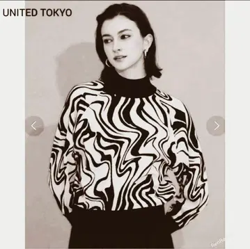 UNITED TOKYO 볼륨 슬리브 하이넥 니트 (블랙 마블)