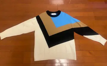 [ 새상품급 ] CULLNI 크루니 스웨터