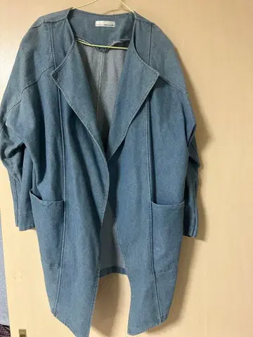 just worth 라이트 블루 데님 가디건