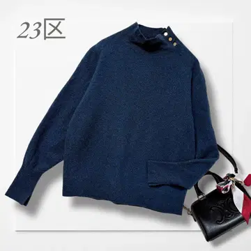 23구 하이넥 니트 (M) 네이비 메리노울 100% 골드 버튼 고급스러운
