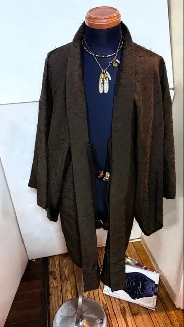 진품 48수 옷깃 장식 스컬 겉옷