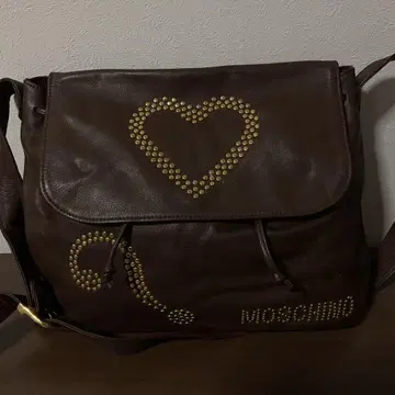 개점 세일 레어품 새상품급 모스키노 가죽 스터드 아카이브스