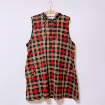 드럭스토어의 후드 부착 슬리브리스 튜닉 원피스