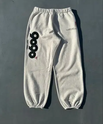 9090 OG Logo Original Sweat Pants