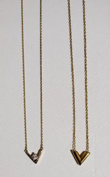 V자형 골드 스톤 목걸이 2세트