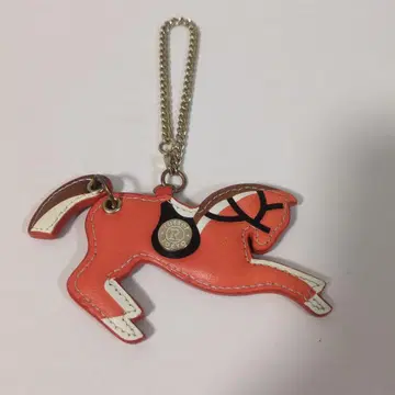 러셋 우드랜더 말 참 키링