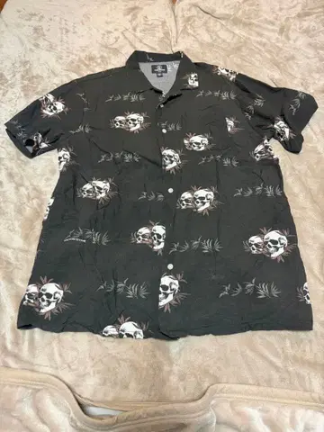 VOLCOM 스컬 프린트 아로하 셔츠 다크 그레이