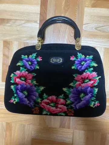 FEILER 플라워 자수 핸드백