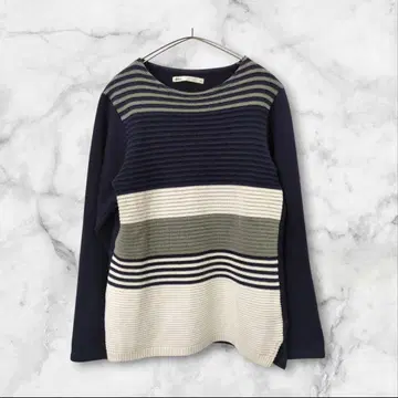 ikka 이카 절개 니트 쭈리 티셔츠 네이비