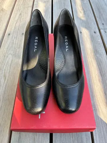 REGAL 플레인 펌프스 블랙 22cm