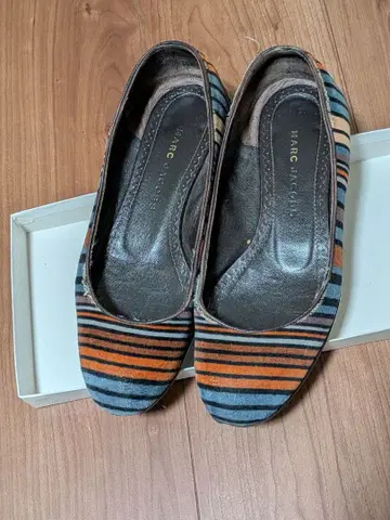 [MARC JACOBS] 보더 플랫 펌프스 35/2