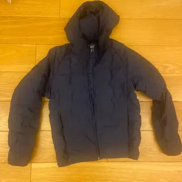 UNIQLO PUFFTECH 다운 자켓 S