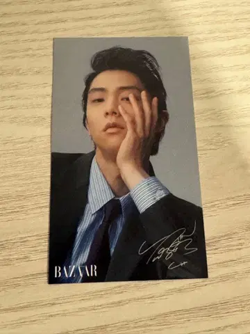 하뉴 유즈루 하퍼스 바자 스티커