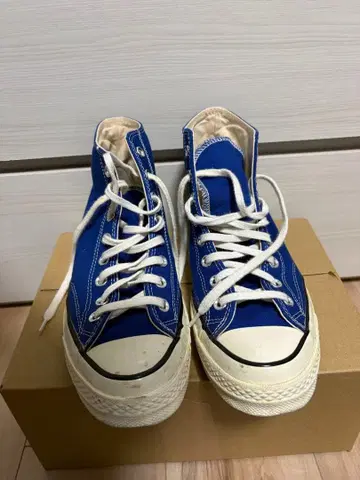 컨버스 ct70 러쉬 블루 레어 8.5 (26.5cm) 사이즈