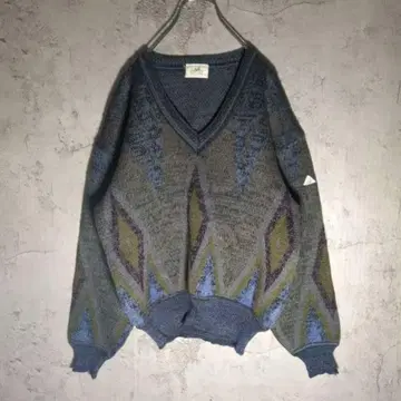 [분위기 발군] 90s 모헤어 혼방 기하학 패턴 V넥 니트 스웨터 던힐