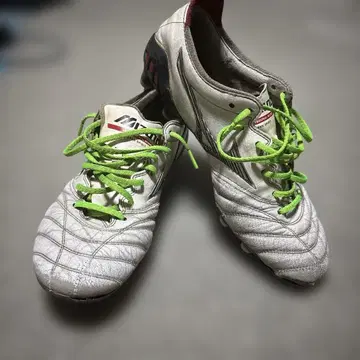 미즈노 모렐리아 네오 4