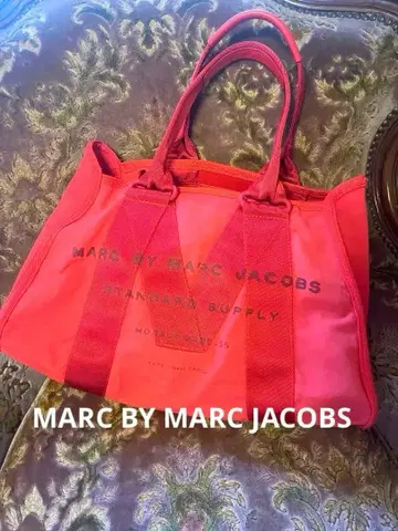 MARC BY MARC JACOBS 토트백 레드