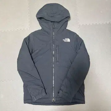 THE NORTH FACE 후드 부착 점퍼 블랙