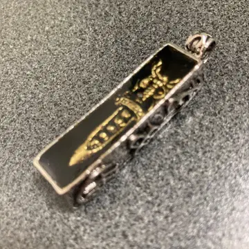 [ 초레어 ] A&G 대거 목걸이