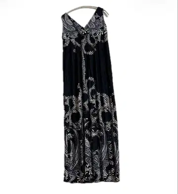 레어 페이즐리 무늬 슬리브리스 롱 원피스