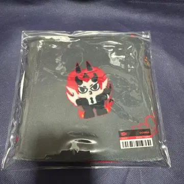 DOMIIA STICKY FABRIC PerthSanta