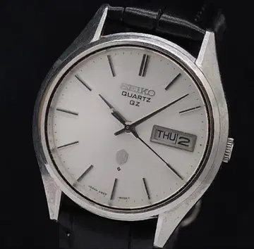 SEIKO 쿼츠 손목시계 실버