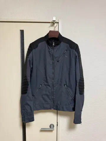 그레이 나일론 라이더 자켓