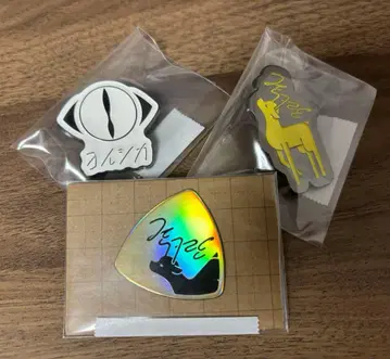 요루시카 전생 핀 배지 피크