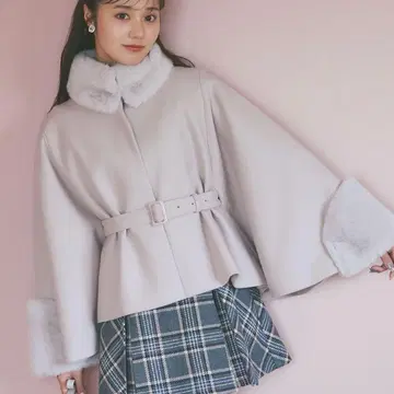 2WAY 퍼 & 벨트 케이프 라이크 코트 tocco closet