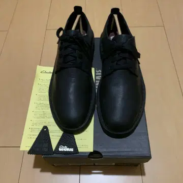 Clarks Desert Rock Lo 블랙 가죽