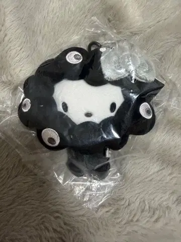 미야쿠미야쿠 산리오 키티