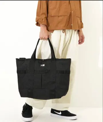 NEW ERA 토트백 22L 블랙 뉴에라