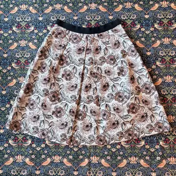 ANAYI 아나이 꽃무늬 드로잉 플라워 턱 스커트