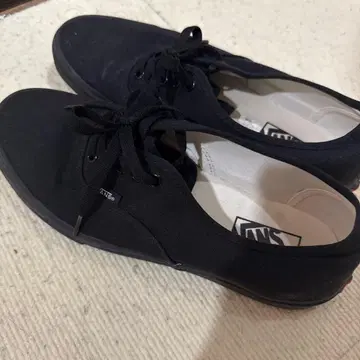 Vans 오센틱 블랙