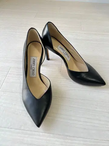 JIMMY CHOO 블랙 가죽 하이힐