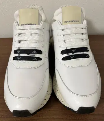 미사용 새상품 여성용 스니커즈 박스 포함 선물