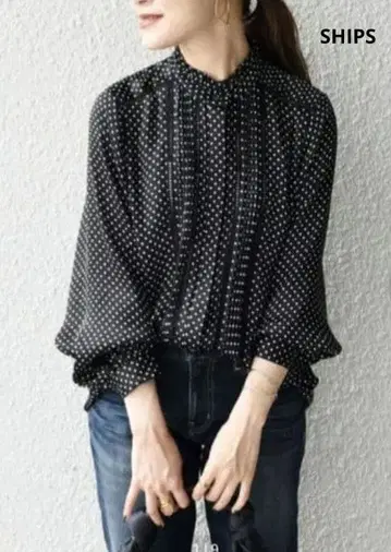 SHIPS 도트/솔리드 프릴 핀턱 레이스 블라우스 블랙