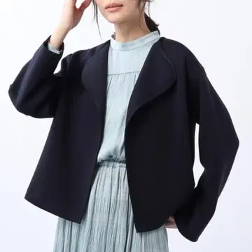 [ UNTITLED ] 스무디 쿠션 저지 노카라 자켓 네이비