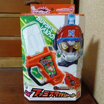 DX 패미스타 가샤트 가면라이더 이그제이드