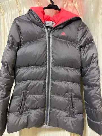 adidas 후드 부착 다운 자켓 그레이