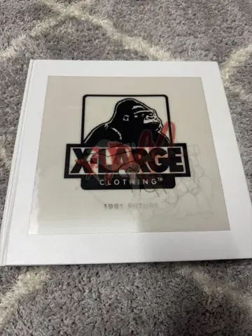 XLARGE 1991 FUTURE 아트북