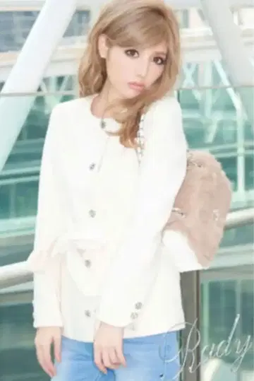 비쥬 버튼 울 코트 M 사이즈