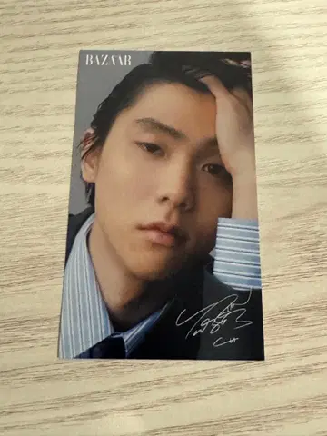 하뉴 유즈루 하퍼스 바자 스티커