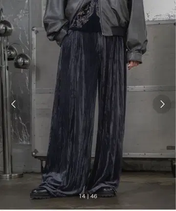 HARE DABO 루즈 벨로아 팬츠